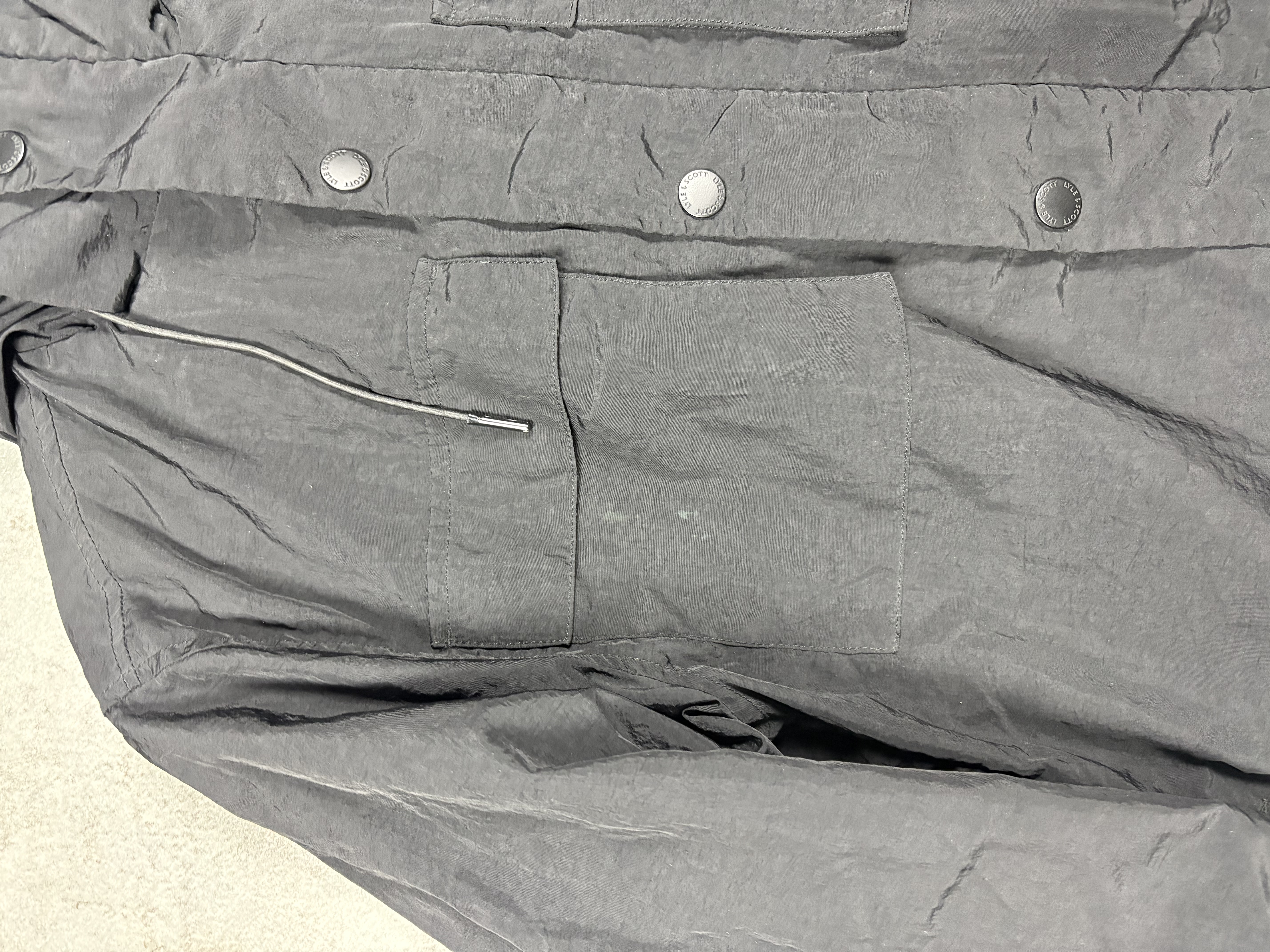 Veste coupe-vent noir Lyle and Scott (S)