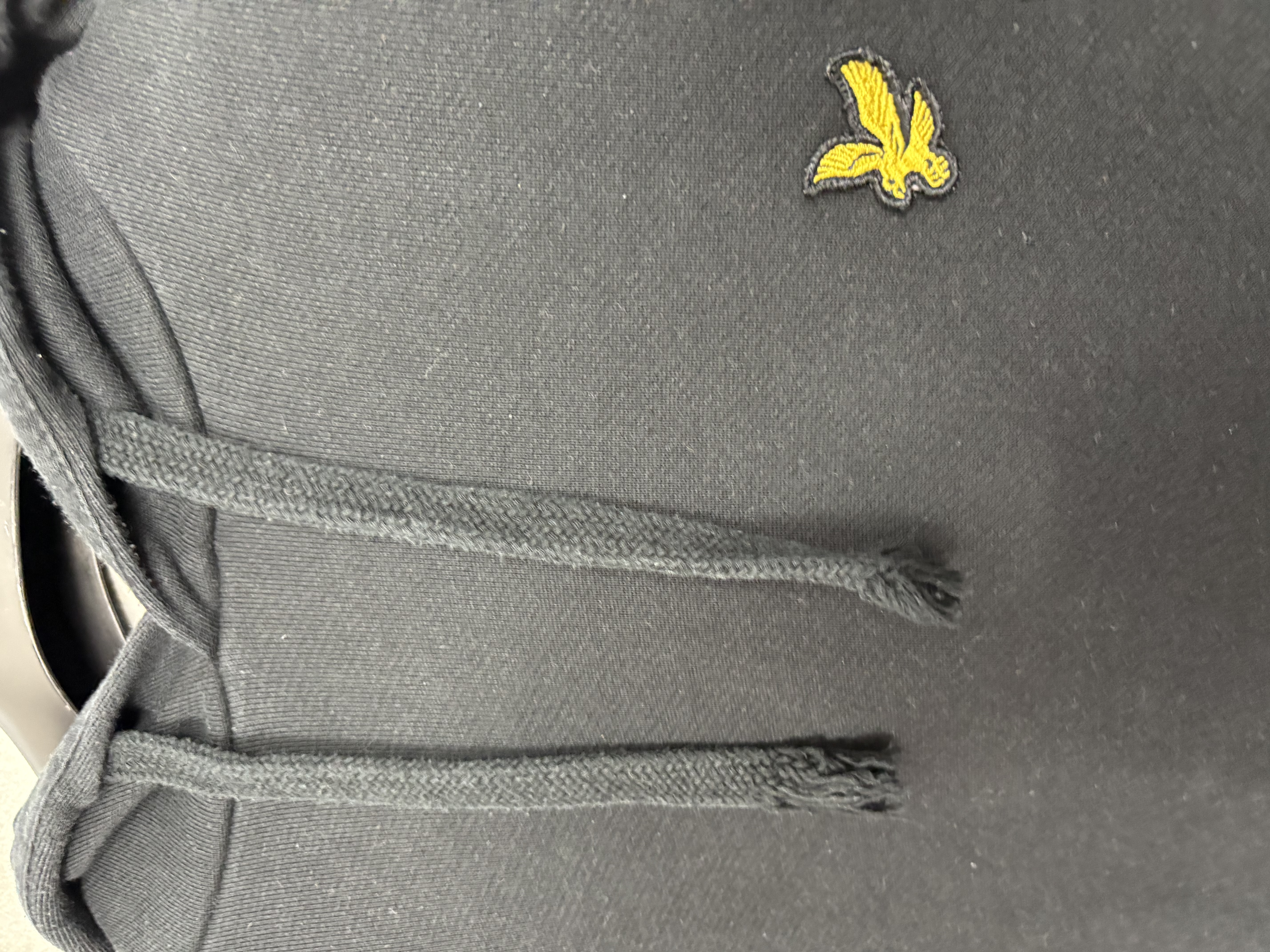 Sweat à capuche Lyle and Scott noir
