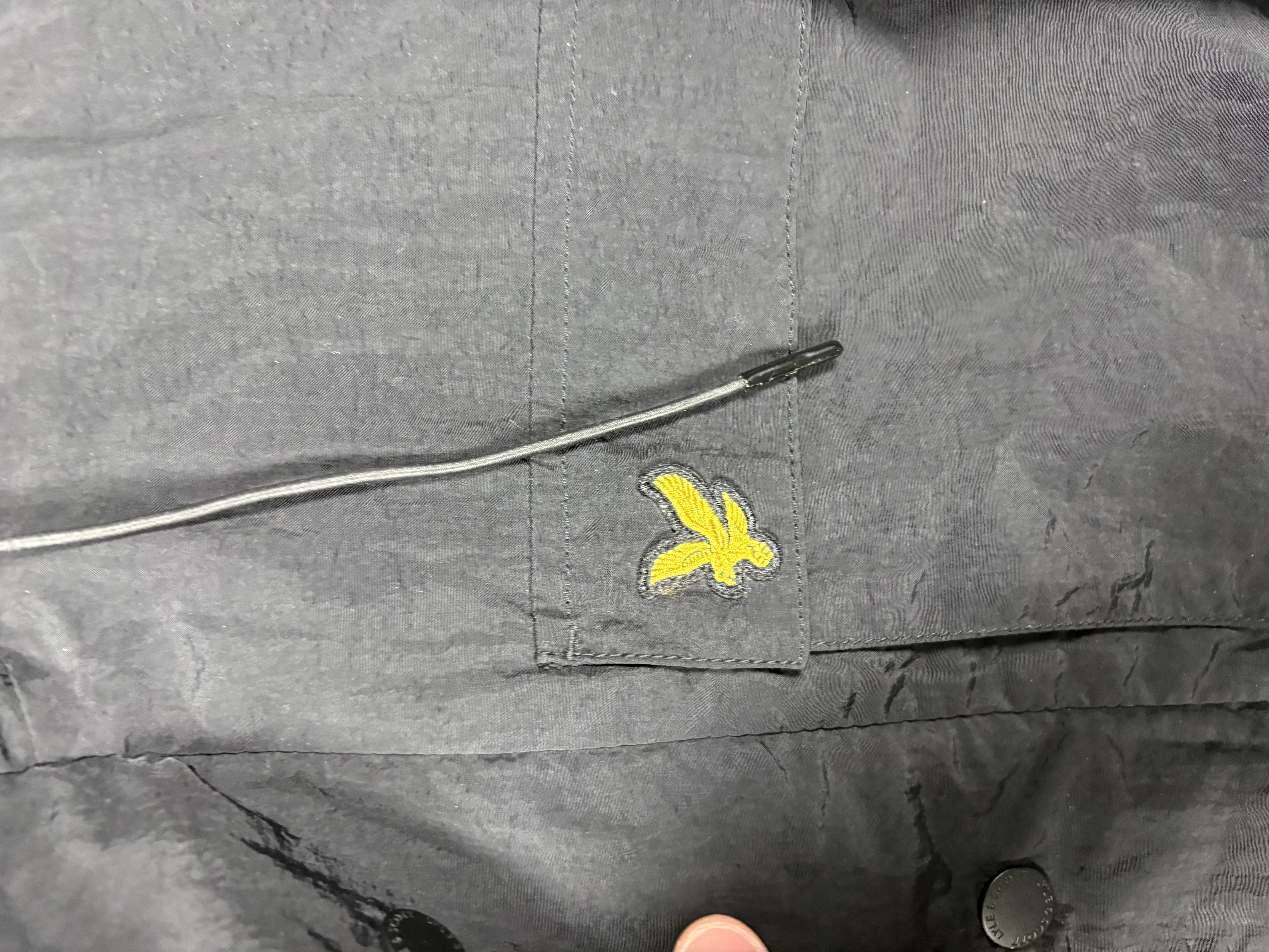 Veste coupe-vent noir Lyle and Scott (S)