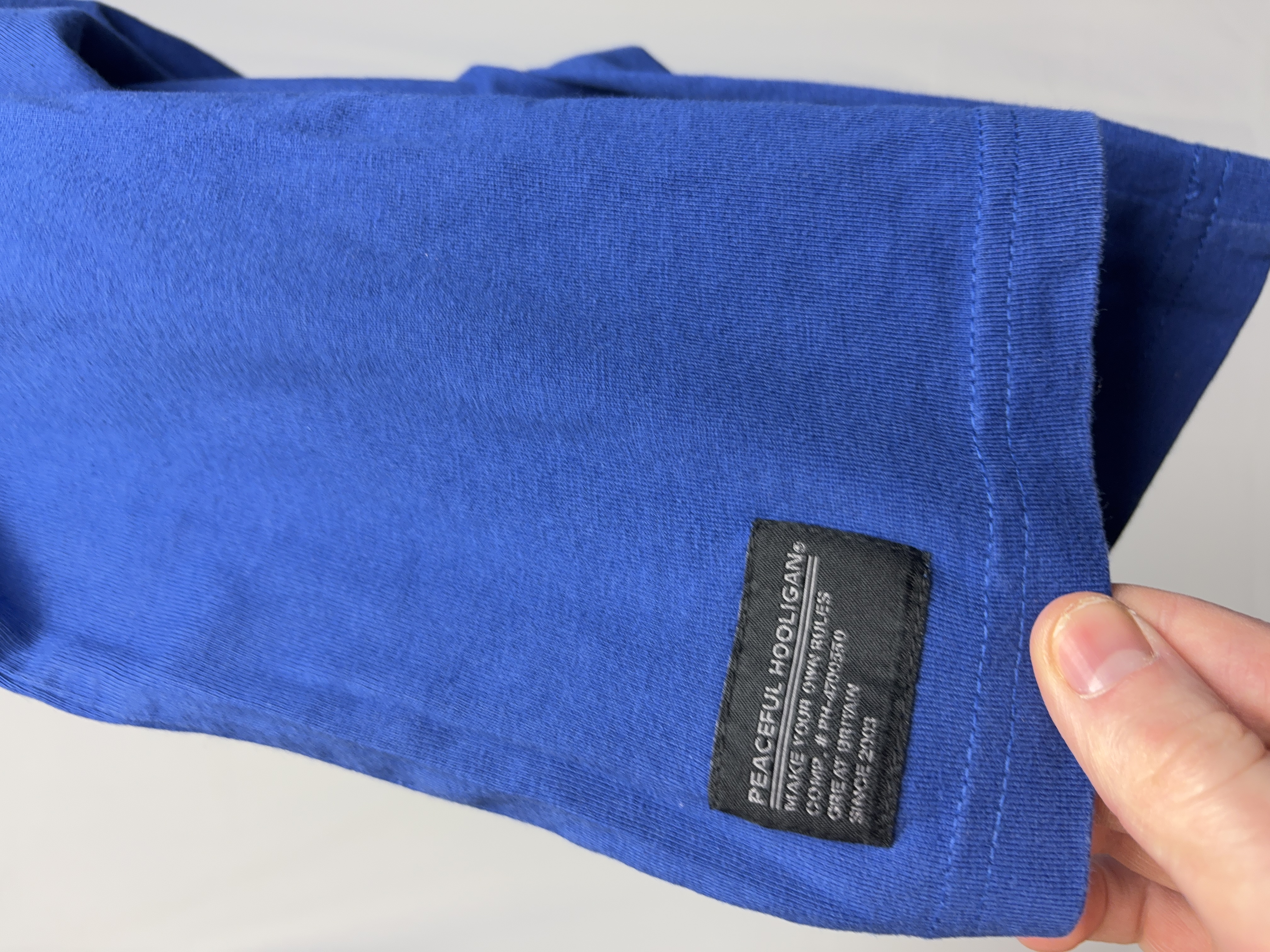 T-Shirt Peaceful Hooligan bleu