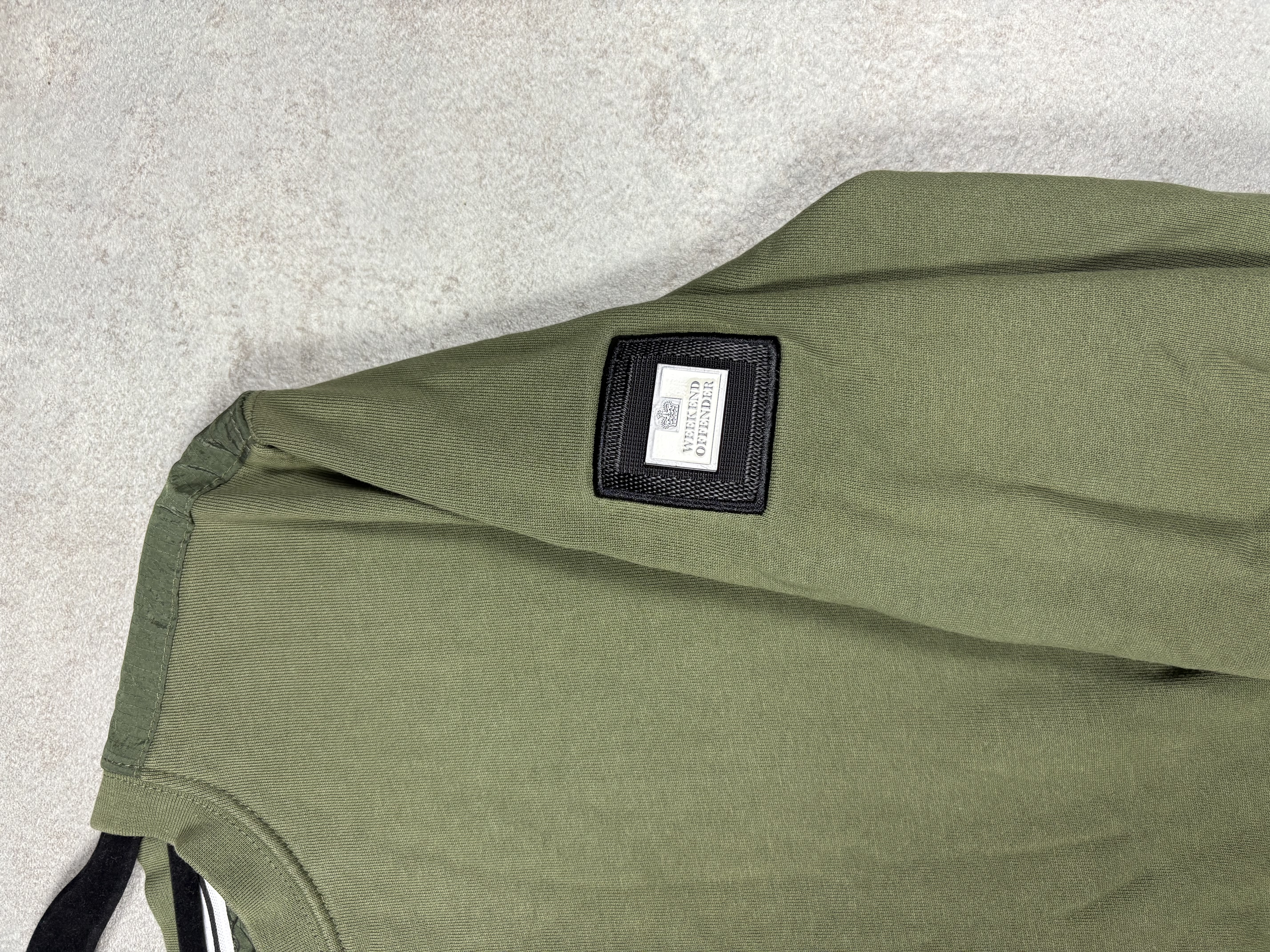Sweat Weekend Offender kaki (S)