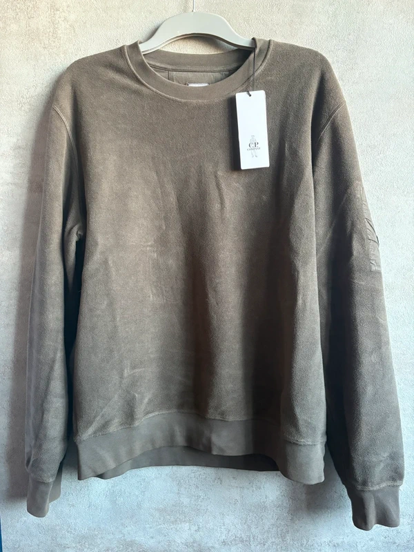 Sweat CP COMPANY neuf avec étiquette (